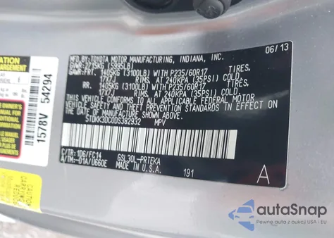 2013 Toyota Sienna Le V6 8 Passenger z USA, uszkodzony, nr VIN 5TDKK3DC0DS382932